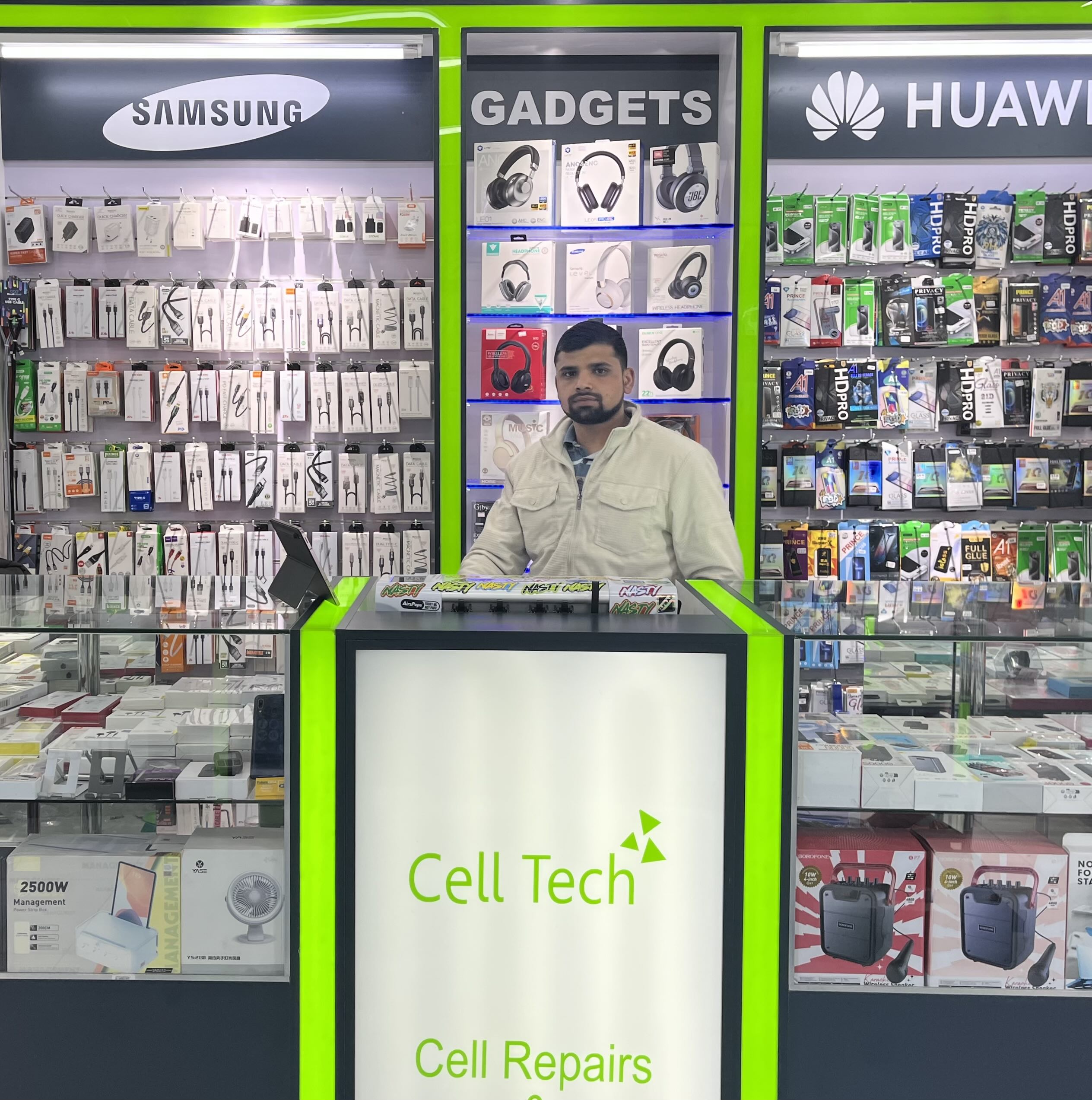 Inside Cell Tech with mobile accessories on display